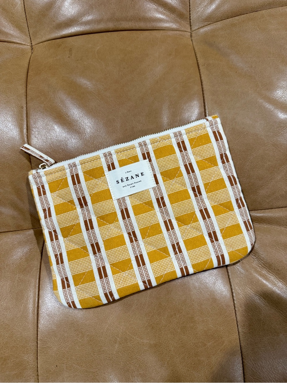 Sezane Gaston Pochette in Ochre